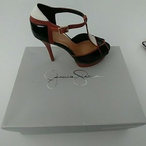 New Jessica Simpson Ritta